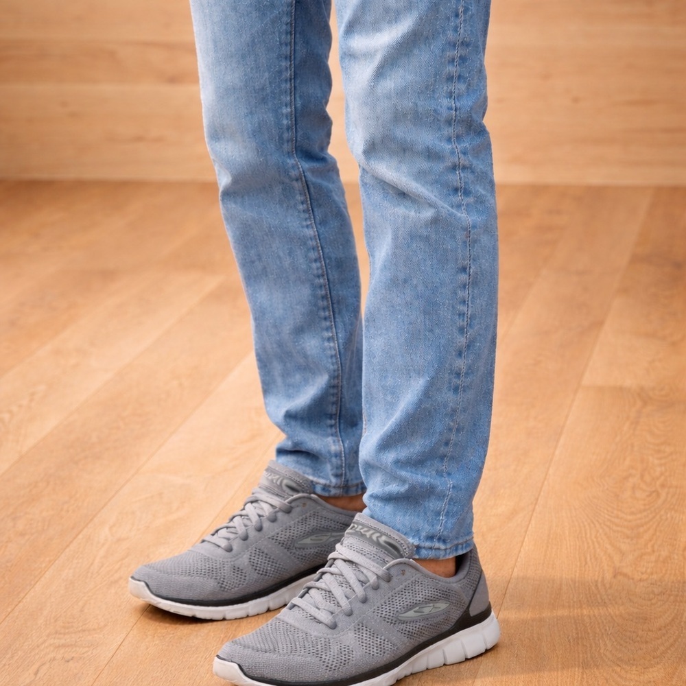 ✨🩶Skechers Relaxed Fit Memory Foam Sneakers Gray Men’s‎ 9 🩶✨
